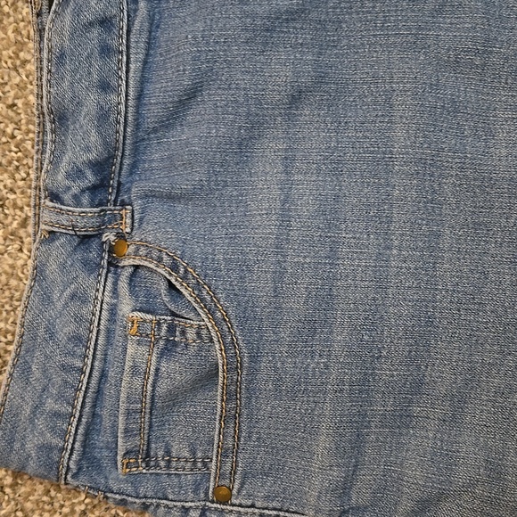 d. jeans Light Blue Denim Skirt With Slit In Back - Picture 2 of 8